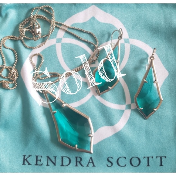 Kendra Scott Jewelry - Kendra Scott Set